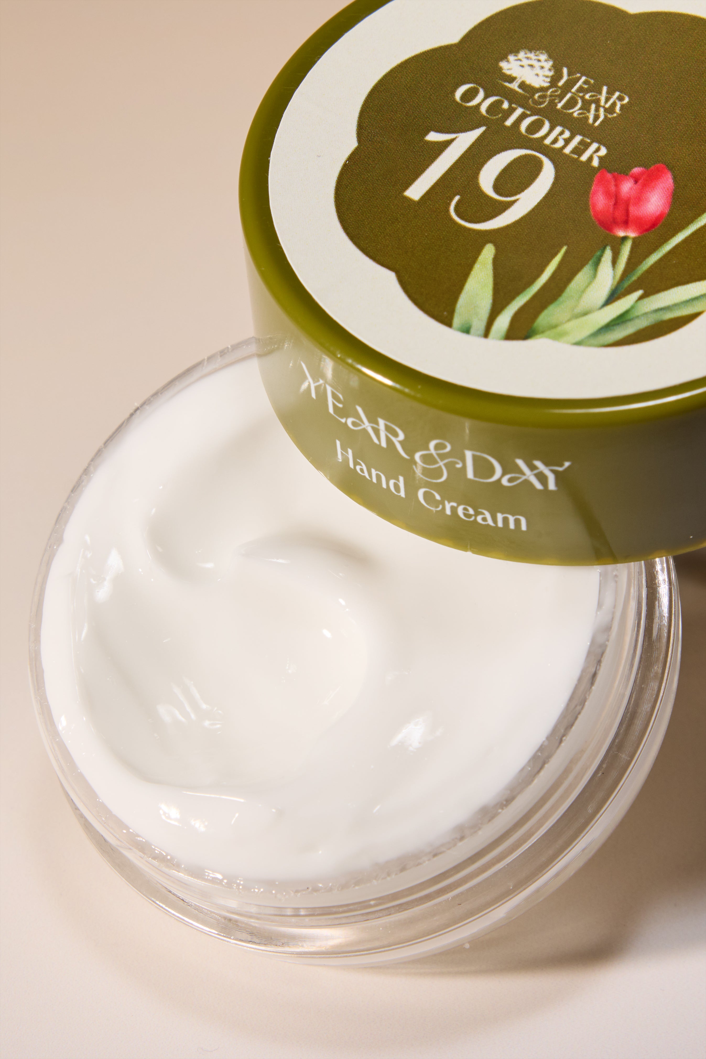 Personalized Hand Cream Gift — Year & Day 366 Days Collection | December